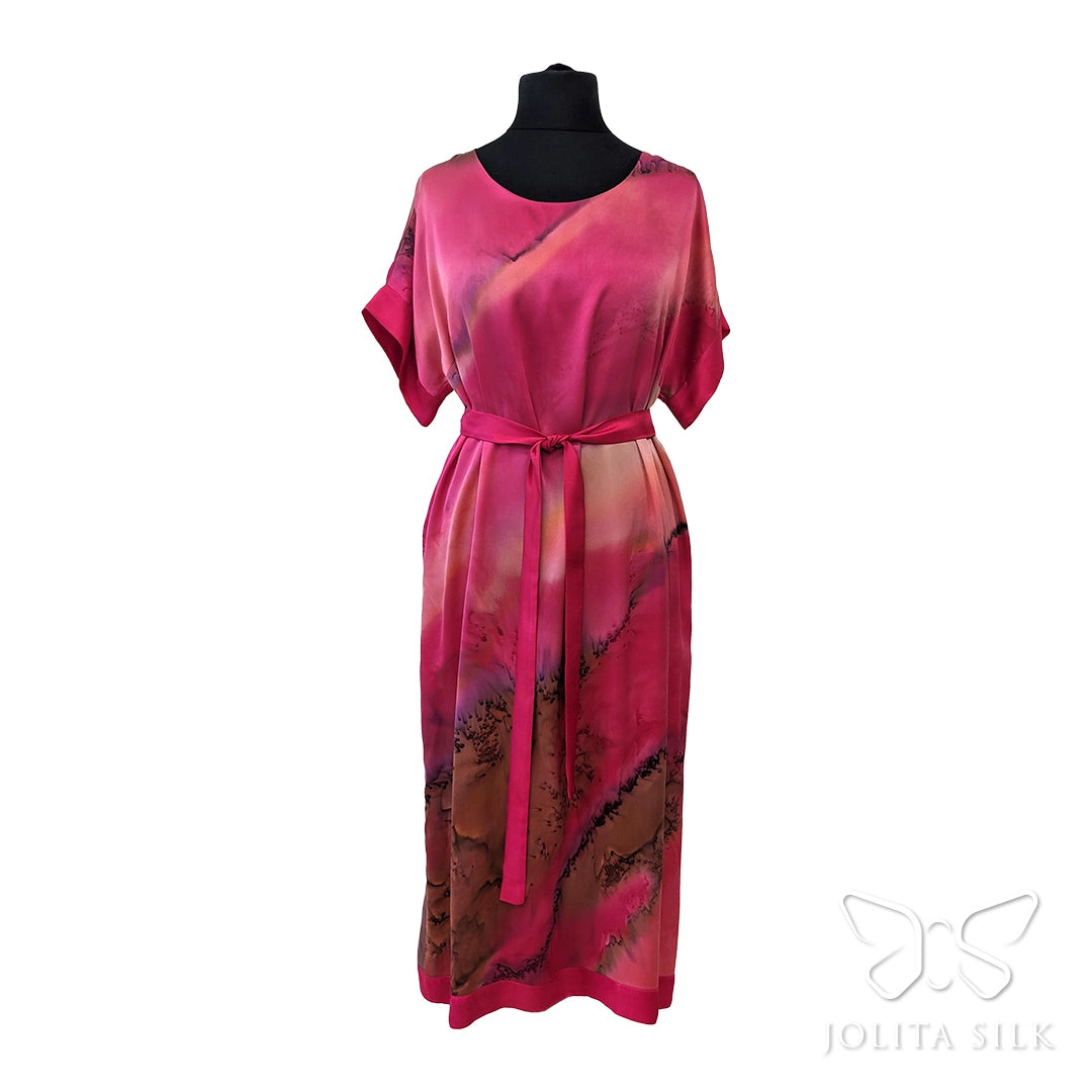 ilga silkine suknele