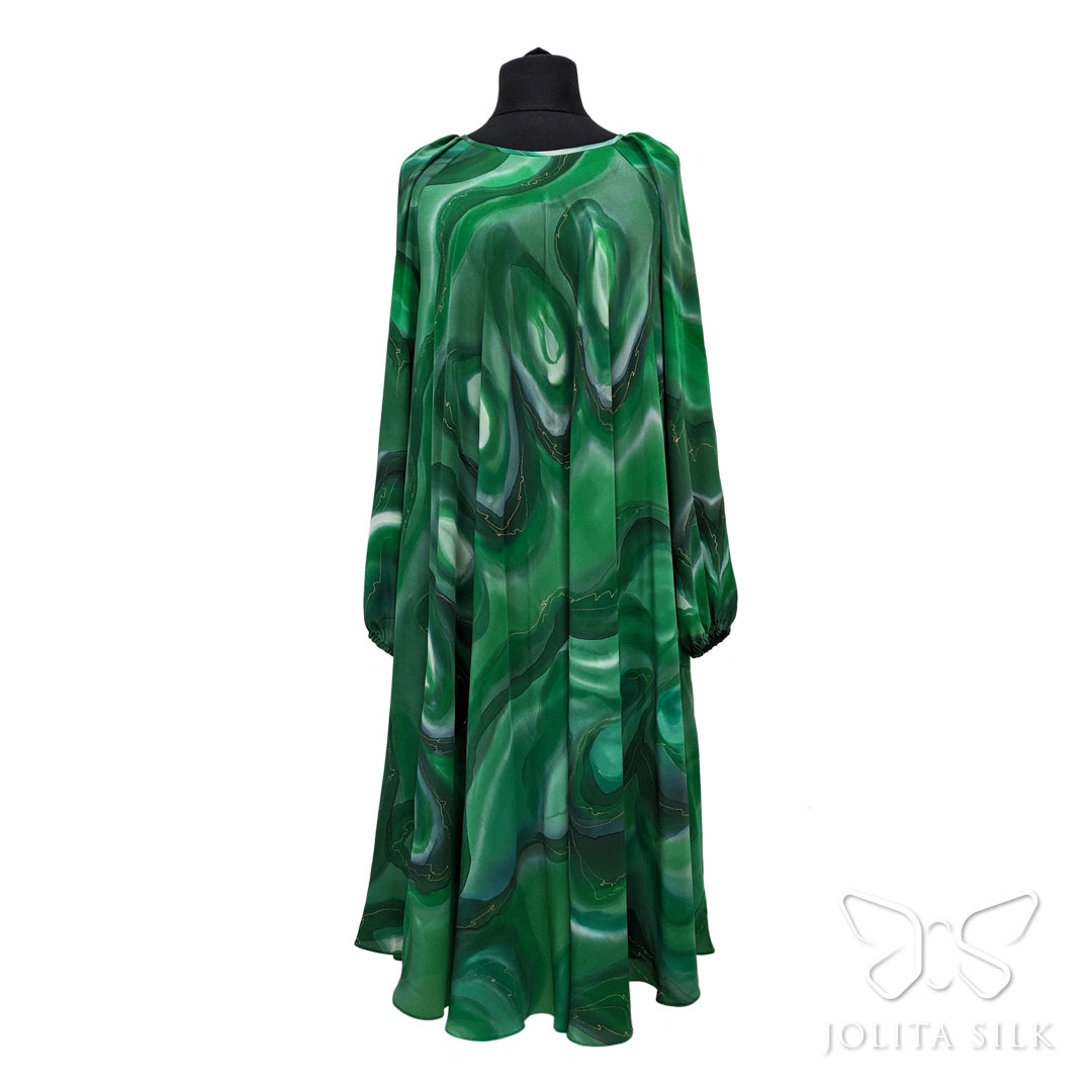 elegantiska silkine suknele