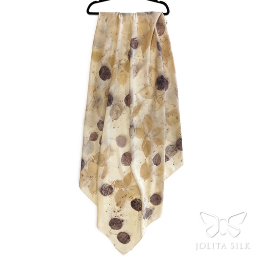 pasteliniu spalvu silkine skara