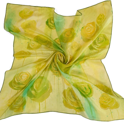 geltona silkine skarele