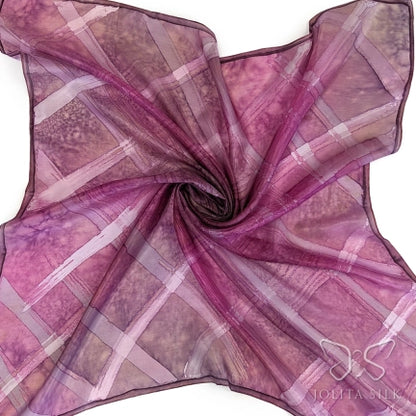 ranku darbo violetine skarele